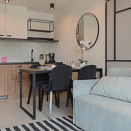 Vacationclub - Port 202 דירה קולובז'ג